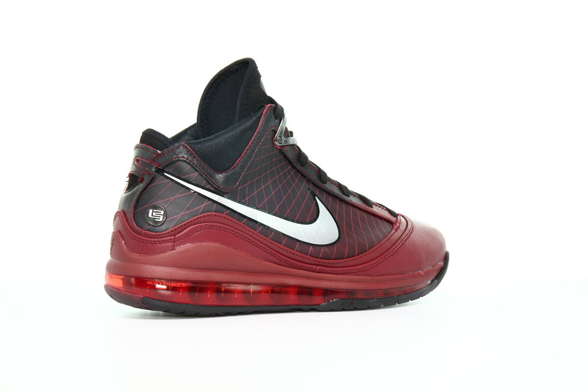 Nike Lebron VII QS 